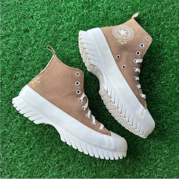 Converse Lugged 2.0 Hi Sand Dune - Picture 6 of 8